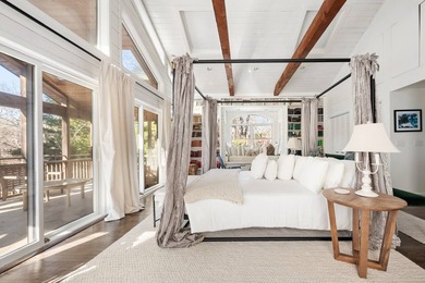 Beautifully renovated home in the desirable waterfront community - photo 22