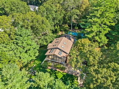 Beautifully renovated home in the desirable waterfront community - photo 33
