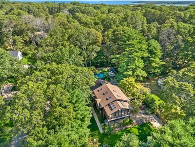 Beautifully renovated home in the desirable waterfront community - photo 34