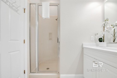 Fully renovated from top to bottom with no detail overlooked - photo 36