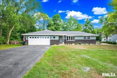 Lake Home For Sale in Groveland, Illinois