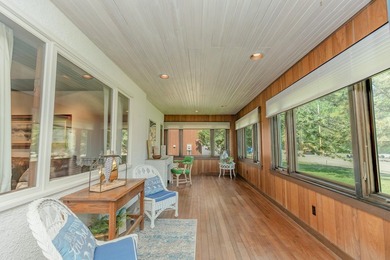 Step into timeless elegance with this extraordinary 1899 - photo 2