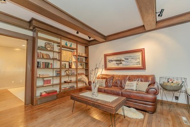 Step into timeless elegance with this extraordinary 1899 - photo 6