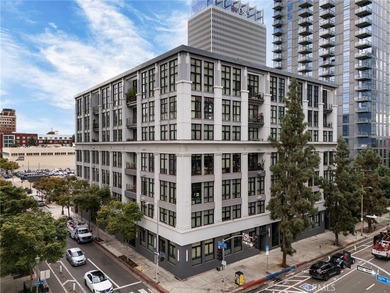 Welcome to Downtown LA living at its finest.
Unit A503 at 330 W