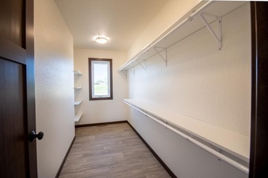 Welcome to this newly built 4 bedroom, 3 bathroom home offering - photo 19