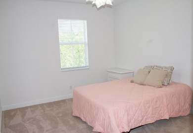 This beautiful 3/2.5 Townhouse in Pointe 100 is the newest - photo 49