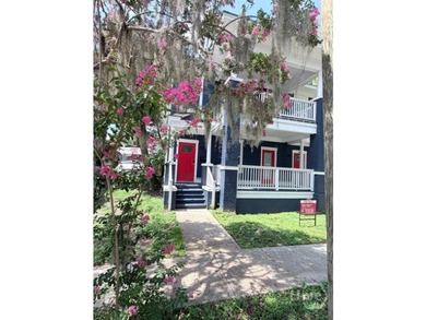 Two doors, one incredible opportunity. Welcome to 1105 and 1107 - photo 3