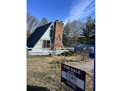 Lake Barkley Home For Sale in Cadiz Kentucky