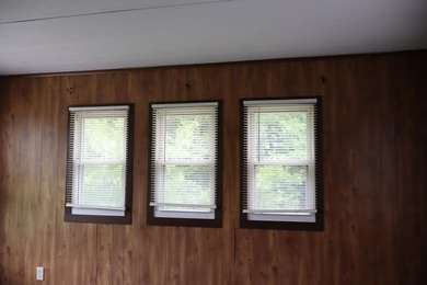 Welcome to this well-maintained in-town manufactured home - photo 13