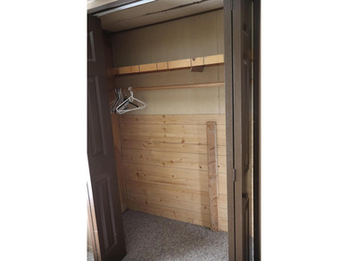 Welcome to this well-maintained in-town manufactured home - photo 17