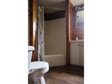 Welcome to this well-maintained in-town manufactured home - photo 22