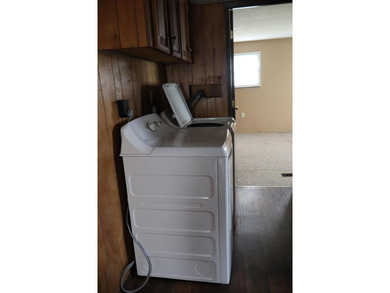 Welcome to this well-maintained in-town manufactured home - photo 24