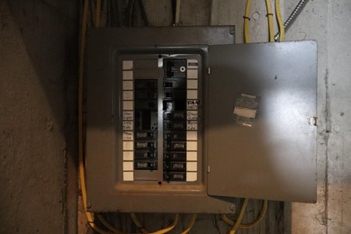 Welcome to this well-maintained in-town manufactured home - photo 33