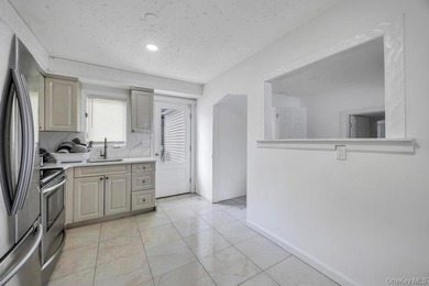 Photos coming soon! Welcome to this Spacious and versatile home - photo 10