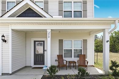 Welcome to 258 Collier Gate, a beautifully maintained home - photo 4