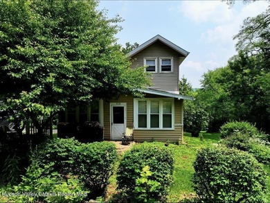 Hudson River Home Active Under Contract in Hannacroix New York