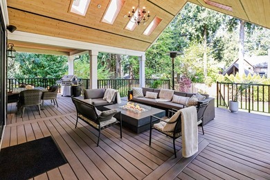 Highly sought-after Crescent Heights! This custom-built 2-storey - photo 13