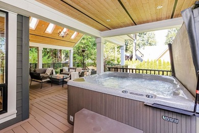 Highly sought-after Crescent Heights! This custom-built 2-storey - photo 19