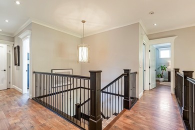 Highly sought-after Crescent Heights! This custom-built 2-storey - photo 21