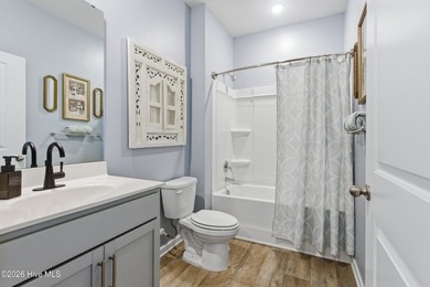 This beautifully maintained single-level home in the desirable - photo 22
