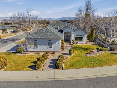 Tucked into one of the Redlands' most sought-after subdivisions - photo 3