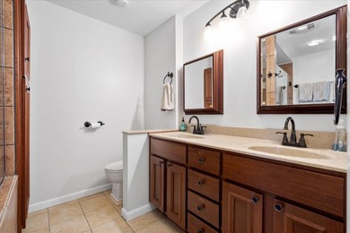Welcome to your lakefront retreat! This beautifully maintained - photo 24