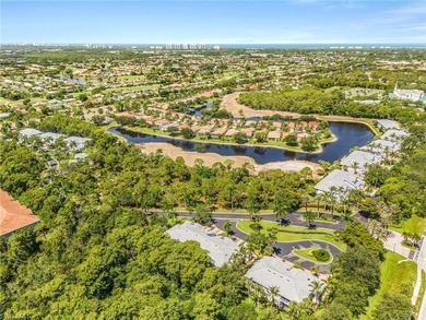 This beautiful 1st floor end unit condo features 3 bedrooms, 2 - photo 24