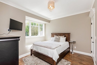 Highly sought-after Crescent Heights! This custom-built 2-storey - photo 28