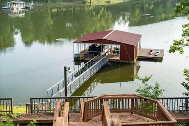 Welcome to your lakefront retreat! This beautifully maintained - photo 44