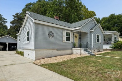 Just steps from Gordonston sits the MOST charming 1940s bungalow - photo 3