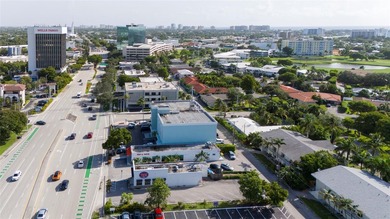This property features approximately 75' of Federal Highway - photo 2