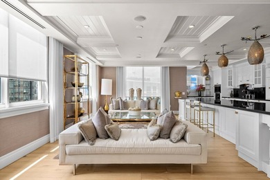 Rise Above it All! This Grand Penthouse is perched on the SE - photo 18