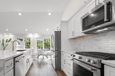 A home made for Santa Cruz living: open, relaxed, flexible, and - photo 26