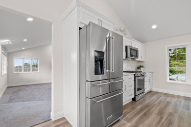 A home made for Santa Cruz living: open, relaxed, flexible, and - photo 30