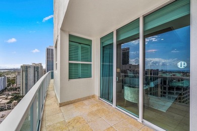 Rise Above it All! This Grand Penthouse is perched on the SE - photo 32