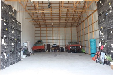 Great opportunity to own a spacious 1,680 sq. ft. storage - photo 2