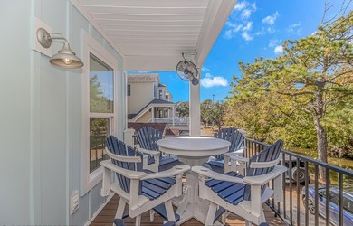LUXURY at the BEACH!!! This LAKE FRONT 4 bedroom 3.5 bath raised - photo 14