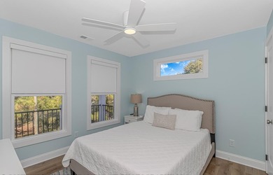 LUXURY at the BEACH!!! This LAKE FRONT 4 bedroom 3.5 bath raised - photo 16