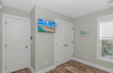 LUXURY at the BEACH!!! This LAKE FRONT 4 bedroom 3.5 bath raised - photo 22
