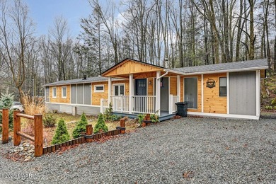 Completely renovated manufactured home located in The Escape - photo 2
