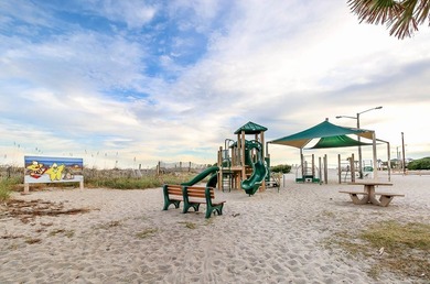 LUXURY at the BEACH!!! This LAKE FRONT 4 bedroom 3.5 bath raised - photo 46