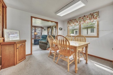 Summer Cottage... Beautiful lot with 56 feet of shoreline and an - photo 9