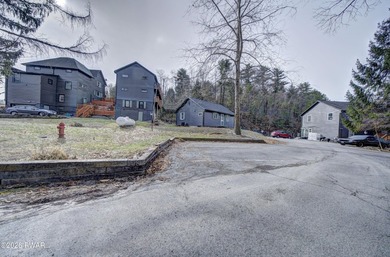 Presented exclusively for qualified investors, this offering - photo 2