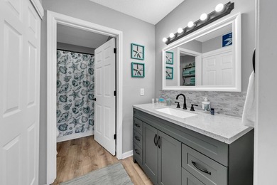 Location, Location, Location! Great opportunity to own a - photo 13