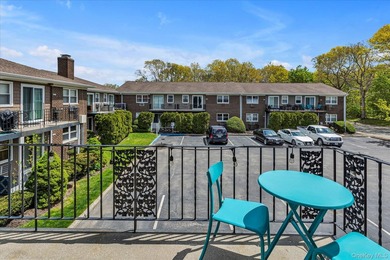 Welcome to a captivating residence at 5205 Wilshire Lane - photo 13