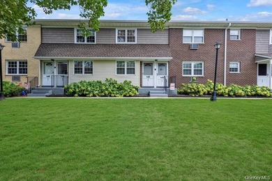 Welcome to a captivating residence at 5205 Wilshire Lane - photo 15