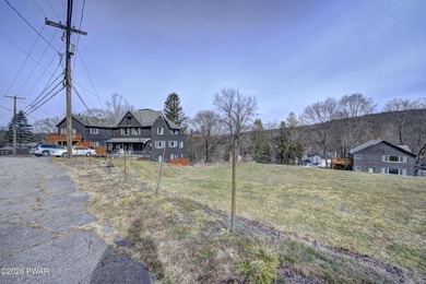Presented exclusively for qualified investors, this offering - photo 9