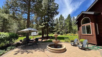 Exquisite Estate on 5 Acres with Golf Course Frontage - photo 3