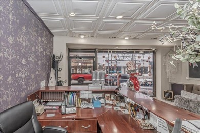 Don't miss this exceptional investment opportunity featuring a - photo 6