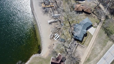 This exceptional beachfront home offers 124 feet of pristine - photo 47